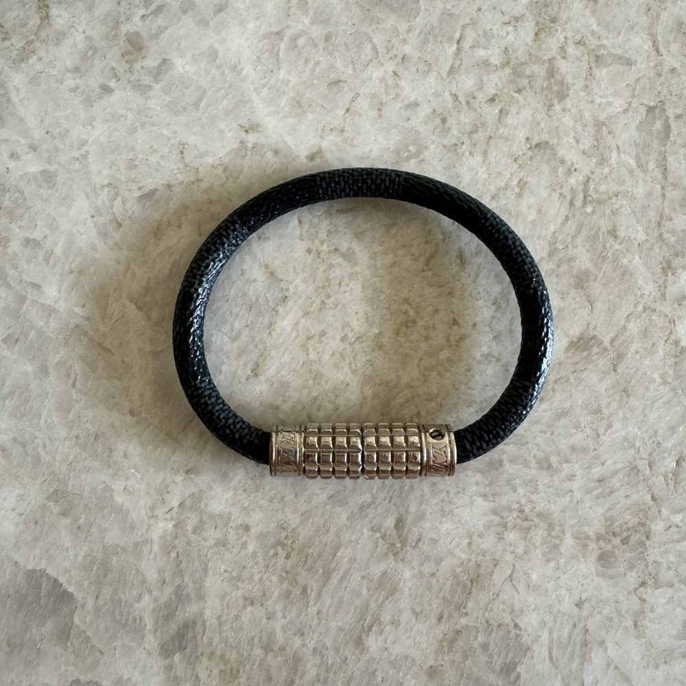 Louis Vuitton Men’s Digit Bracelet